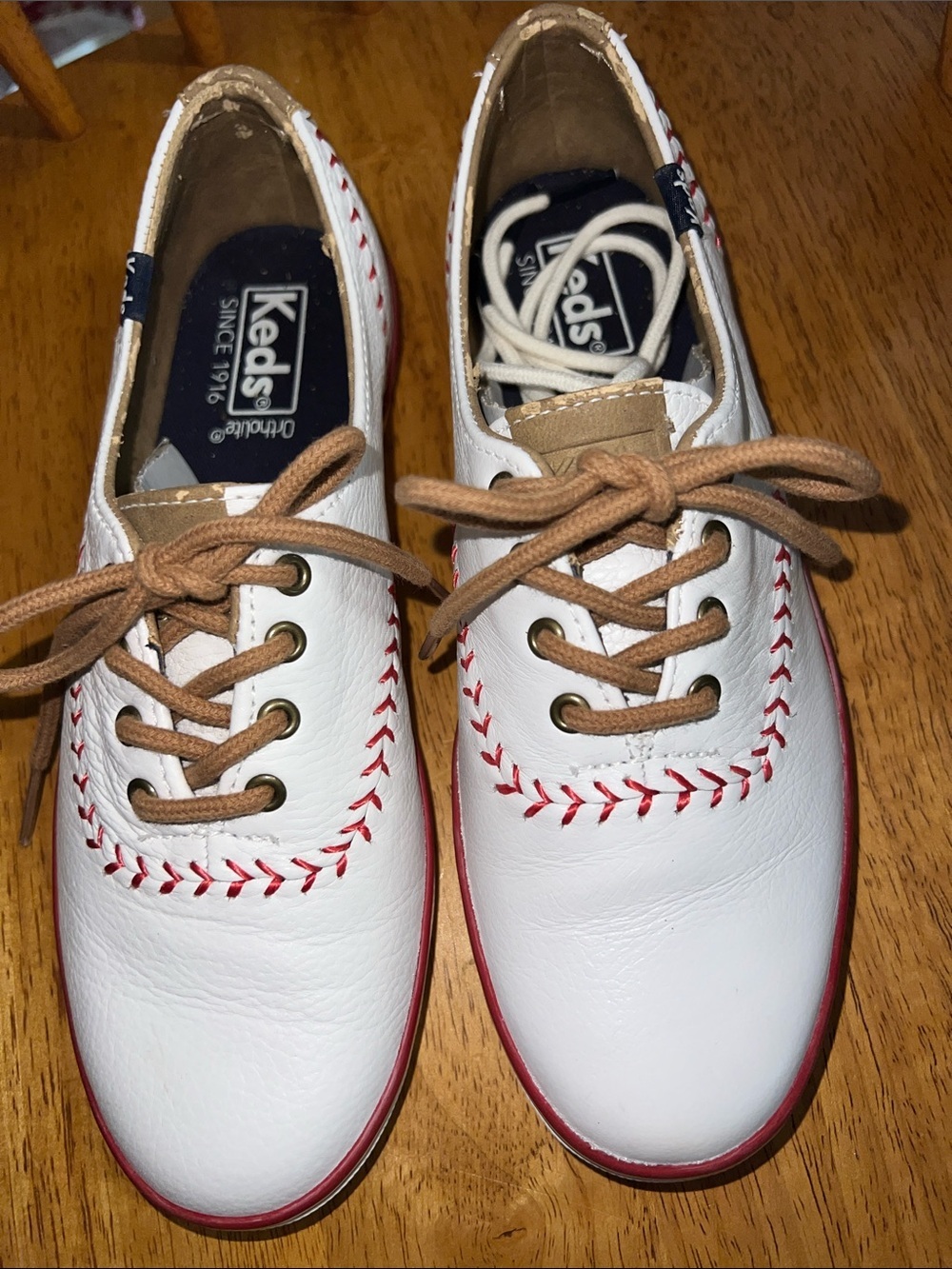 Vtg.  Keds Womens Baseball Stitch Leather Shoes Sneakers Size 6 WH54430M ⚾️